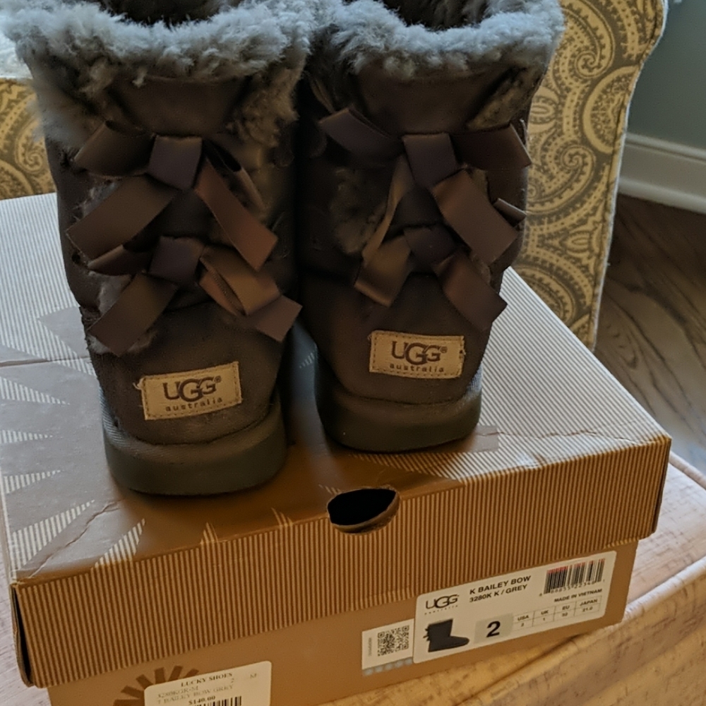 Kids UGGs size 2